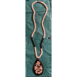 Vintage black & white Beaded Necklace with Inlay pendant
